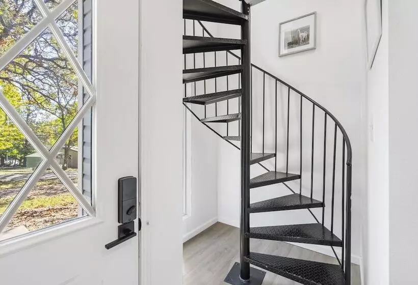 Tranquil Woods Retreat Branson