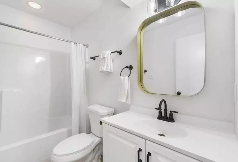 Tranquil Woods Retreat Branson