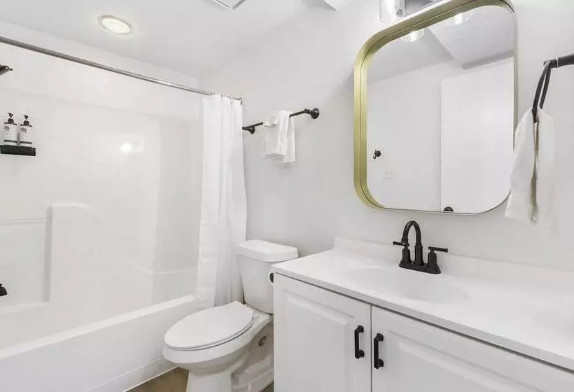 Tranquil Woods Retreat Branson