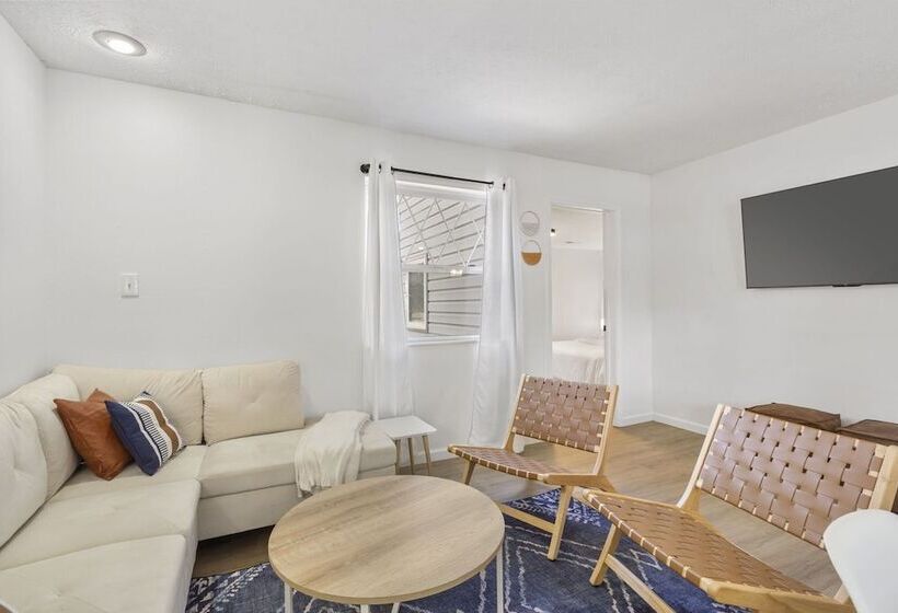 Tranquil Woods Retreat Branson