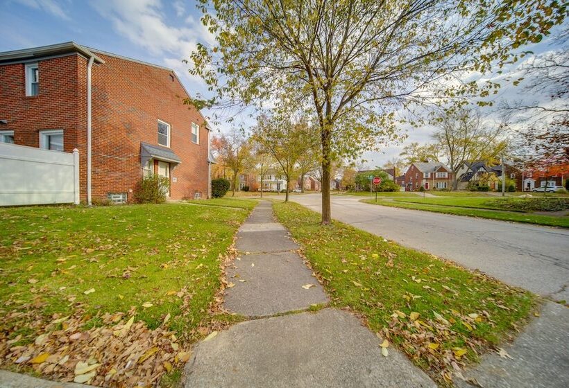 University Heights Home Near Downtown Cleveland!