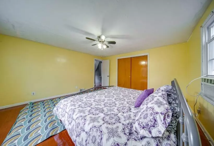 University Heights Home Near Downtown Cleveland!