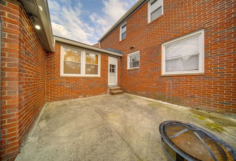 University Heights Home Near Downtown Cleveland!