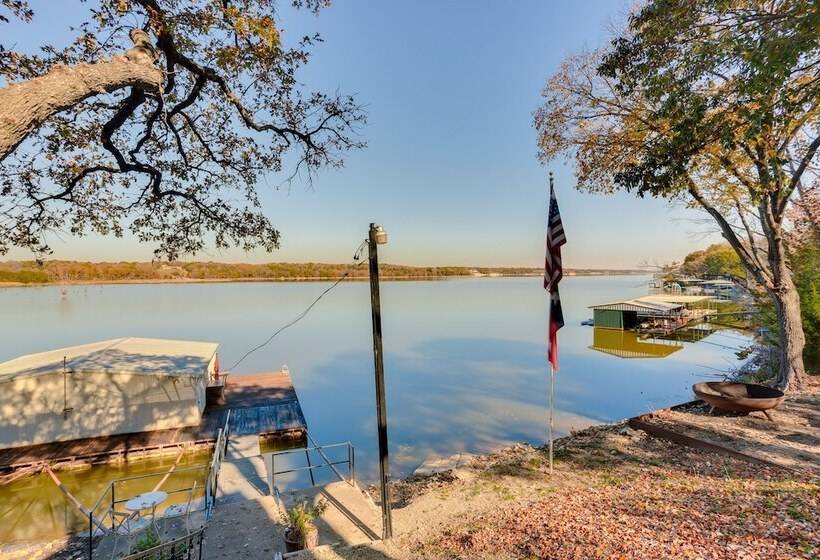 Waterfront Gainesville Home W/ Dock, Near Wineries