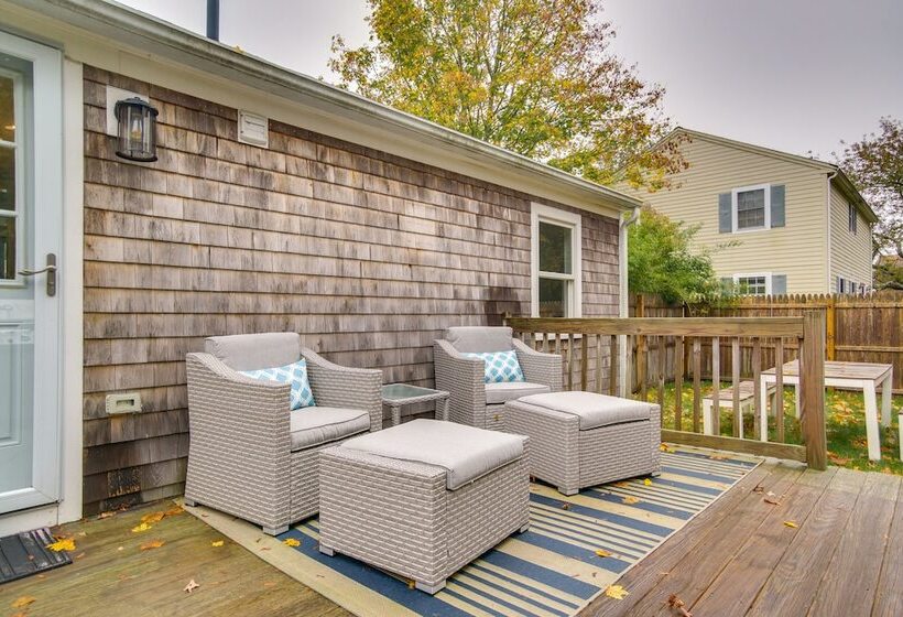 West Yarmouth Cottage W/ Gas Grill: Walk To Beach!