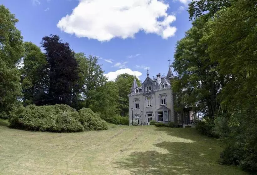 تختخواب و صبحانه Château Chevalier Des Montys