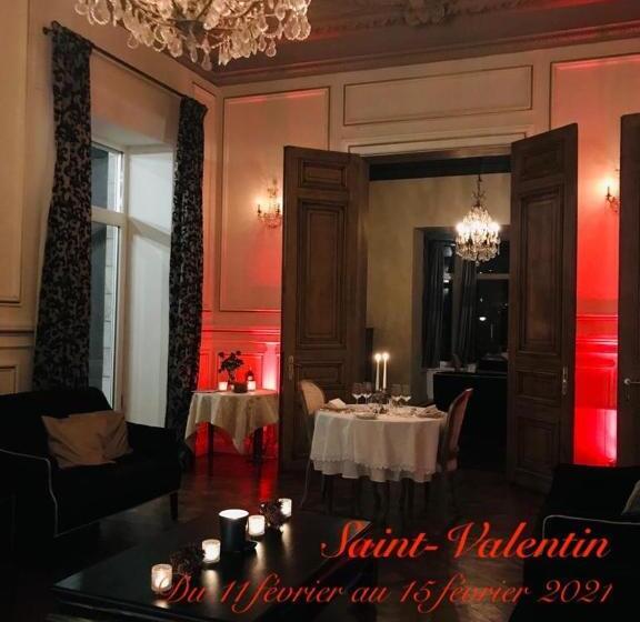 تختخواب و صبحانه Château Chevalier Des Montys