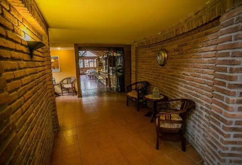 ホテル Cabañas Hosteria De Vilches