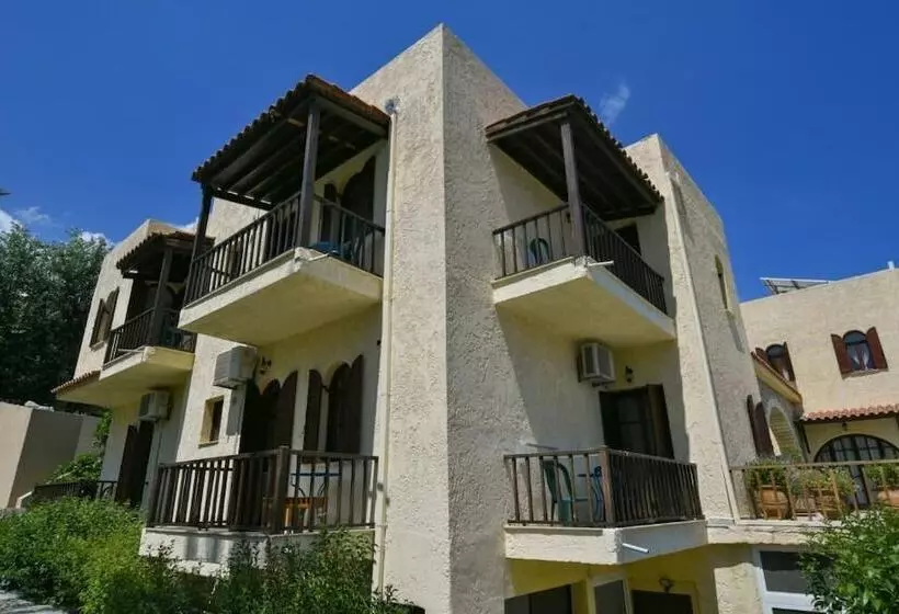 ホテル Galini Apartments