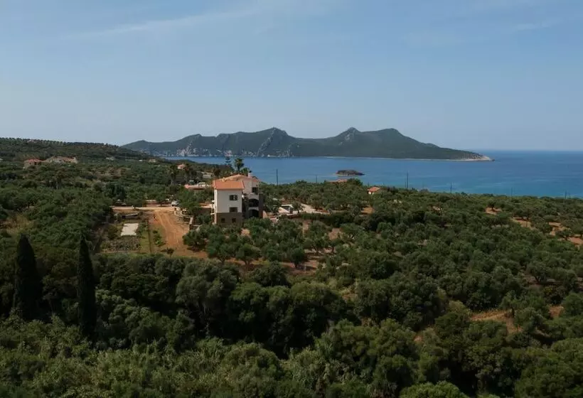 Modone Villas In Peloponnese