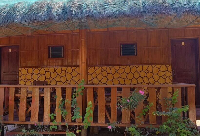 ペンション Traditional Filipino Cottages