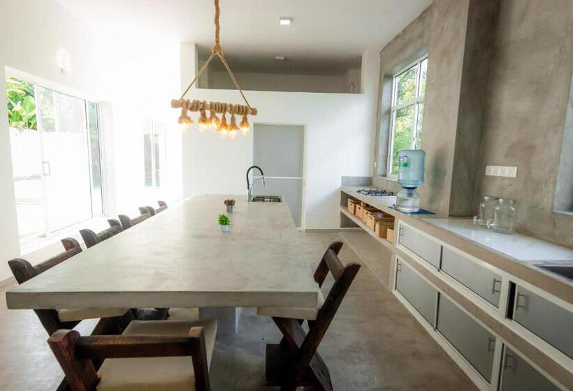 بنسيون Villa 38 By Royal Exotic Ceylon