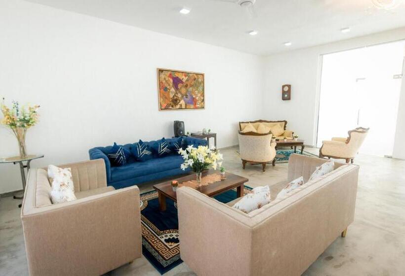 بنسيون Villa 38 By Royal Exotic Ceylon