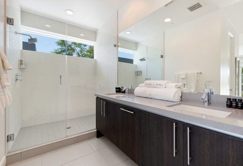 Polo Villa 7 By Avantstay Features Entertainer S Backyard + Game Room 260316 5 Bedrooms