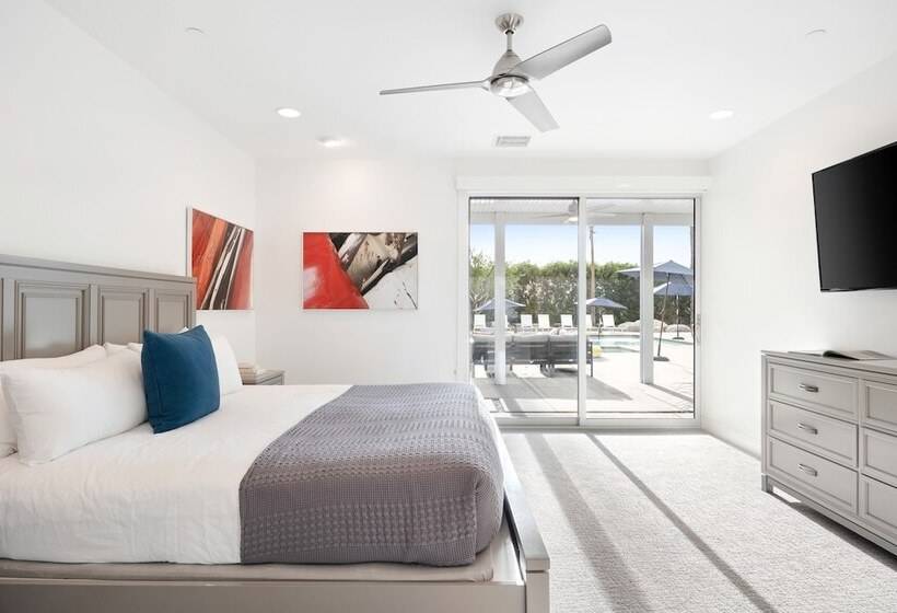 Polo Villa 7 By Avantstay Features Entertainer S Backyard + Game Room 260316 5 Bedrooms