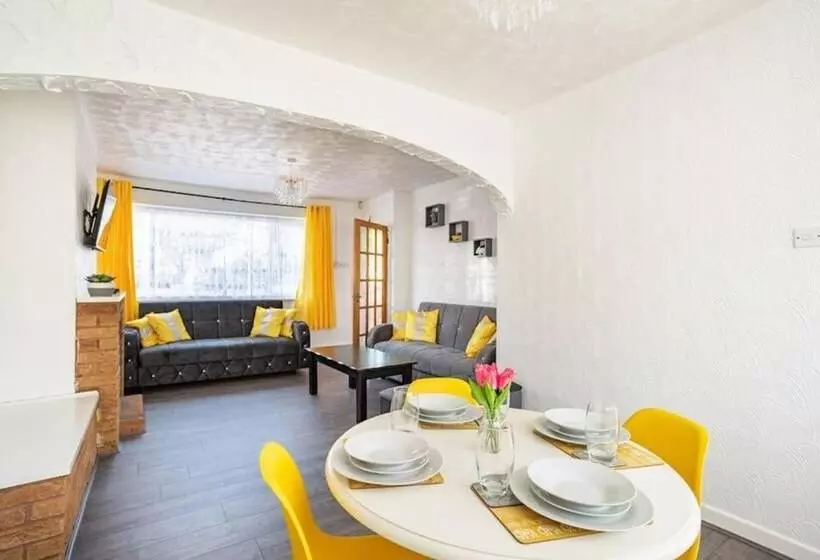 اقامتگاه Cosy House Near Lea Hall Train Station Bhx Nec Nia
