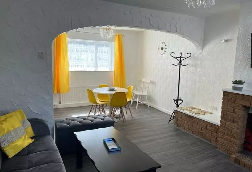 اقامتگاه Cosy House Near Lea Hall Train Station Bhx Nec Nia