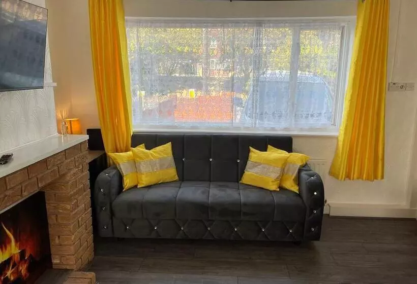 اقامتگاه Cosy House Near Lea Hall Train Station Bhx Nec Nia