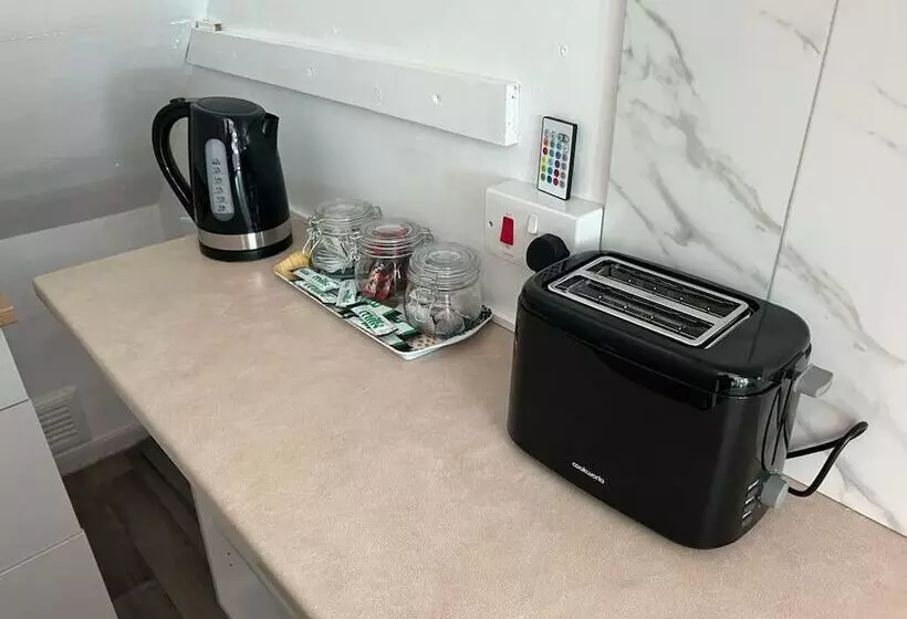 اقامتگاه Cosy House Near Lea Hall Train Station Bhx Nec Nia