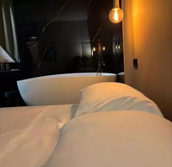 Aamiaismajoitus (B&B) Cbh Sicitaly Group