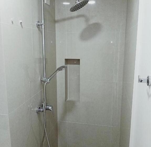 Condotel810bywvtowers1&2