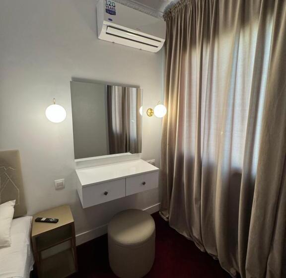 Hôtel Crystal Boulevard Single/double