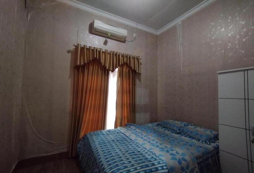 Hotel Oyo 93618 Homestay Bonjeruk