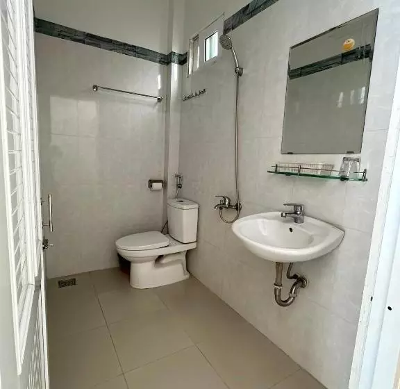 هتل Pharos Guesthouse