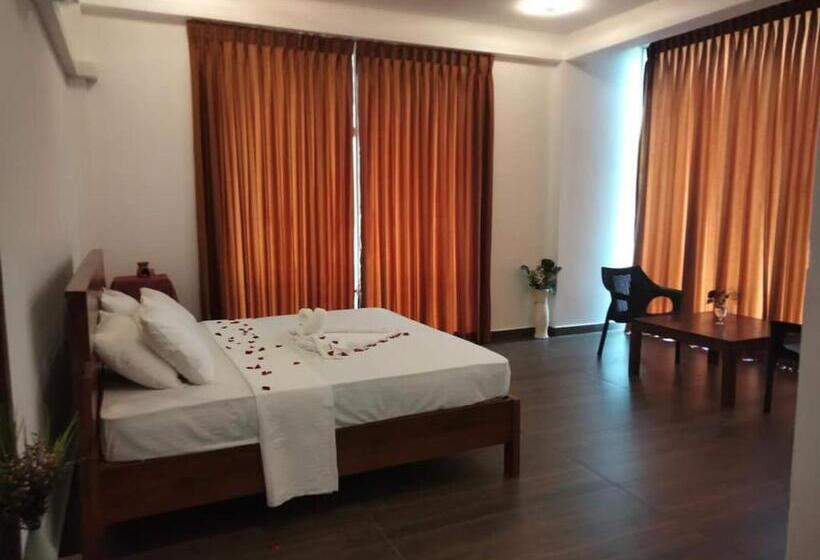 فندق Rock View Inn