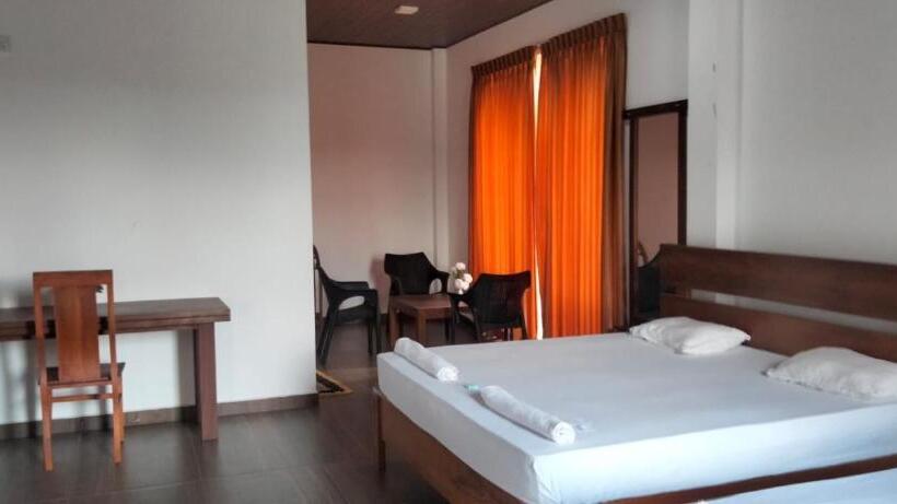 فندق Rock View Inn