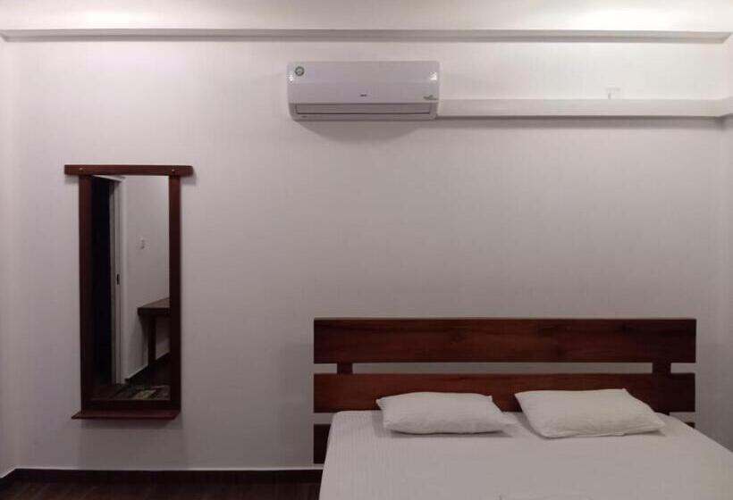 فندق Rock View Inn