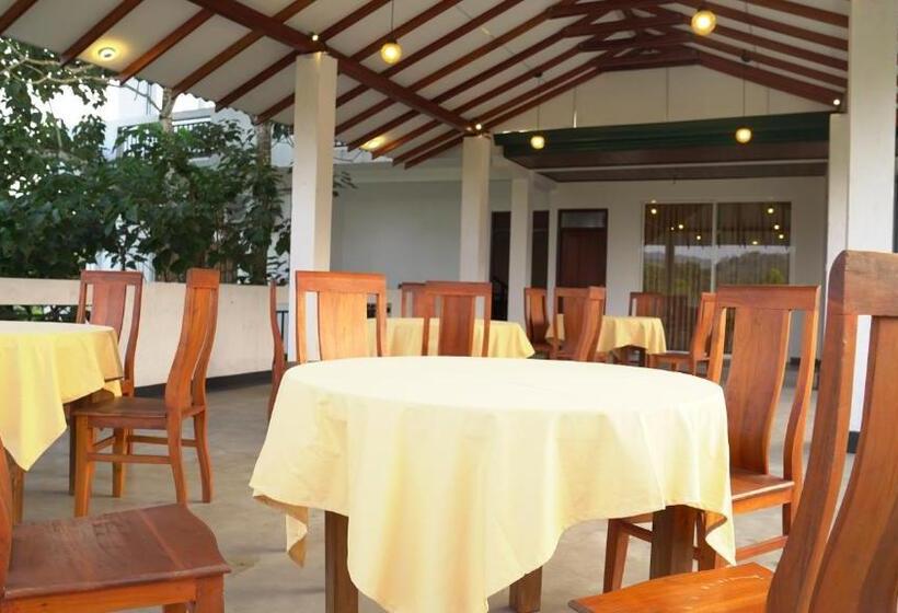 فندق Rock View Inn