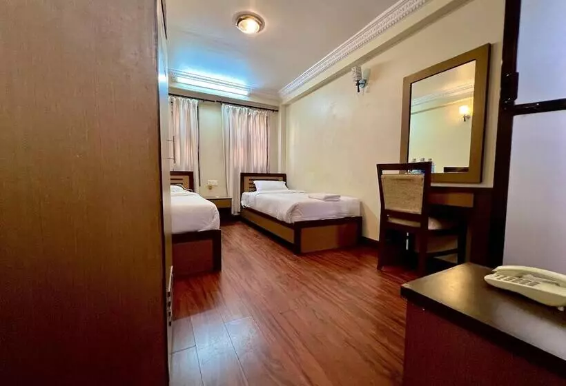 هتل Taleju Grand
