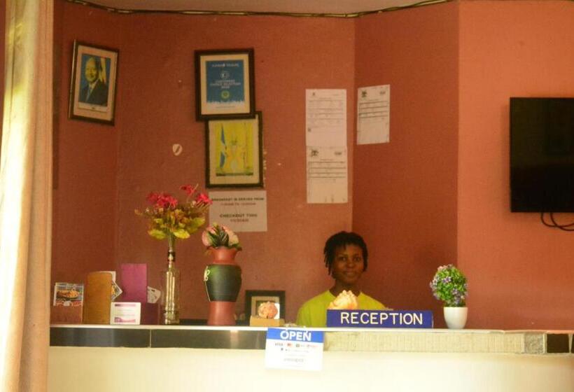 Lakeshore Bed And Breakfast