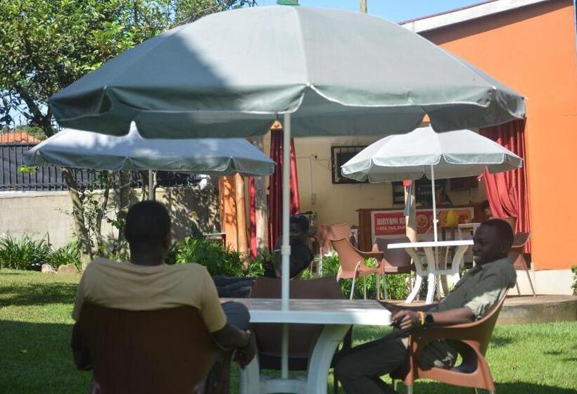 Lakeshore Bed And Breakfast