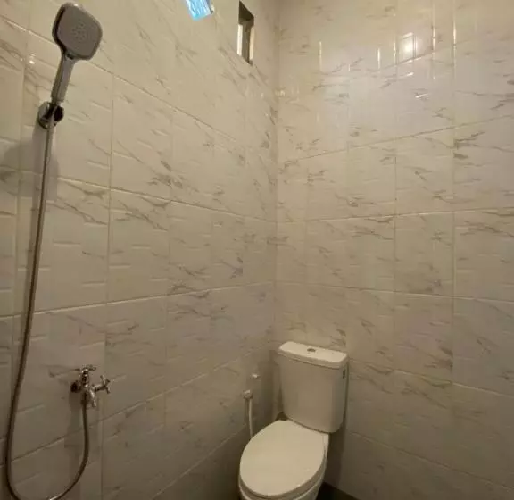 ペンション Sumbul View Surfcamp