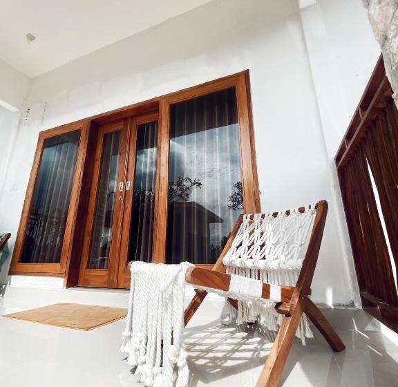 Пансион Sumbul View Surfcamp