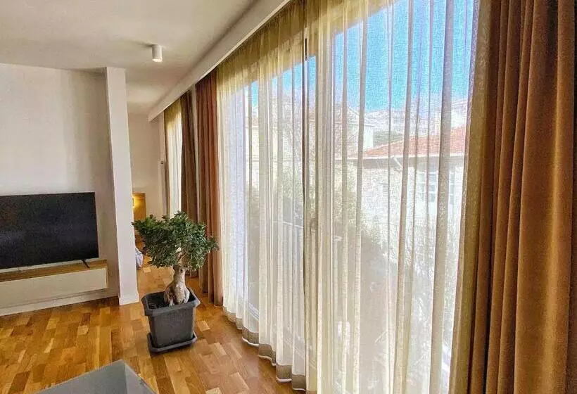 B Suites