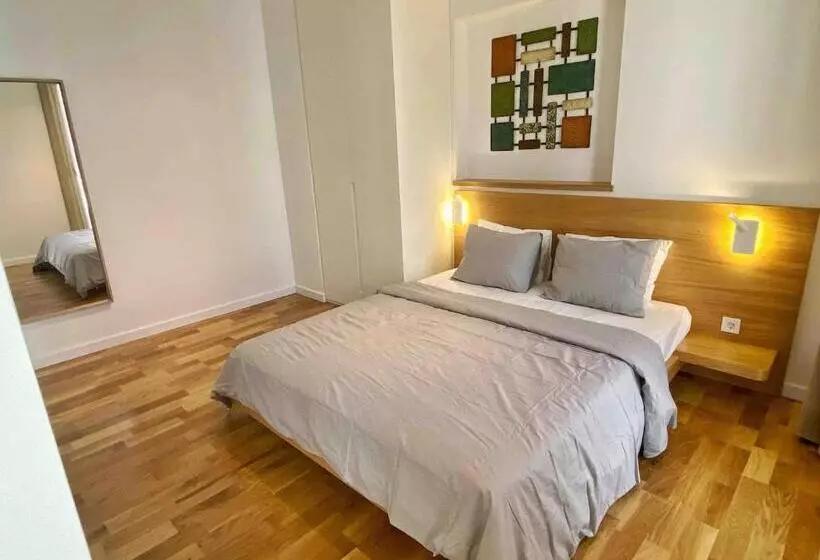 B Suites
