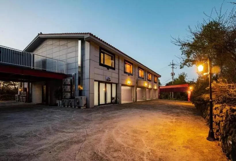 For You Self Service Motel