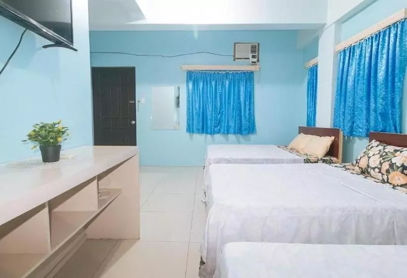 ホテル Cm Apartelle Iloilo International Airport By Reddoorz