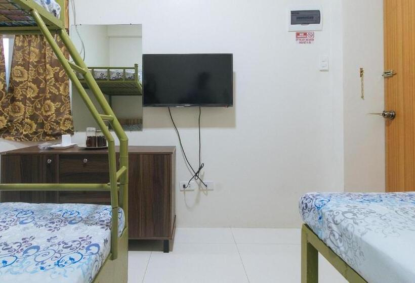 בית מלון כפרי Cm Apartelle Iloilo International Airport By Reddoorz