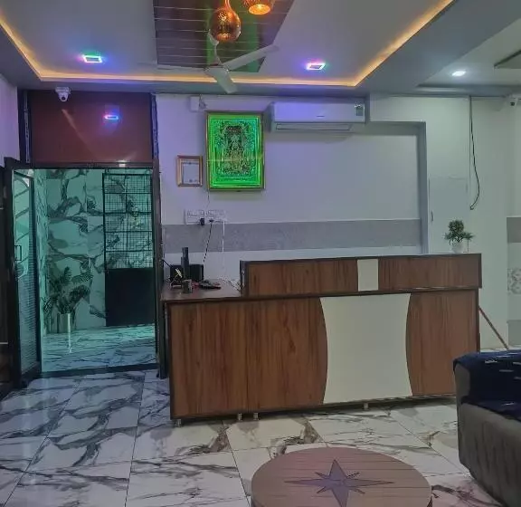 ホテル Devkamal