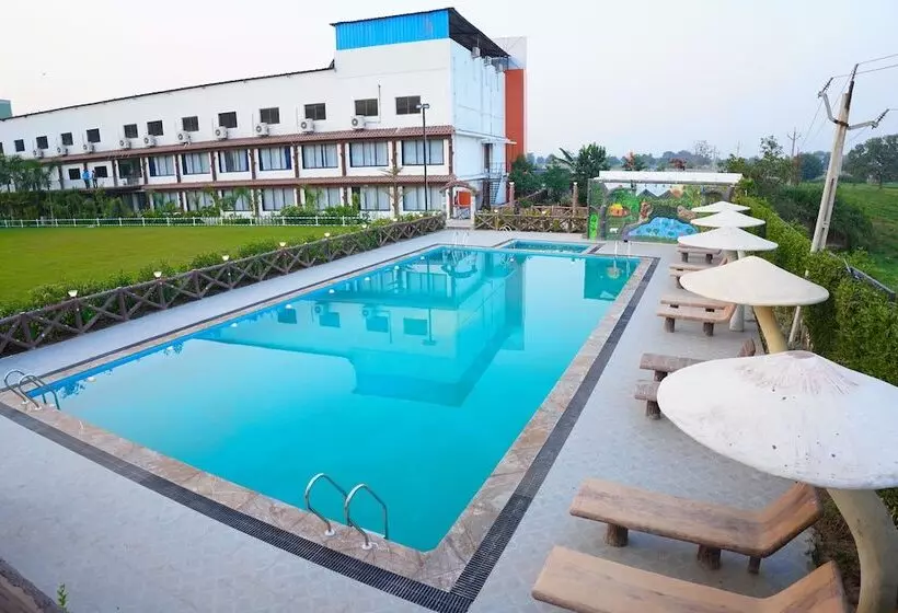 ホテル Clarks Safari Kheda, Ahmedabad