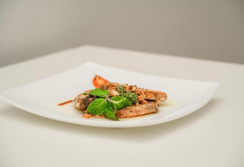 ホテル Hiru Beach Resort