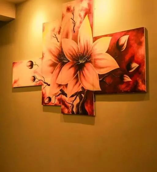 Hotelli Hiru Beach Resort