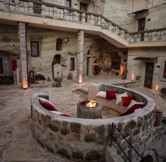 בית מלון כפרי Lost City Cappadocia