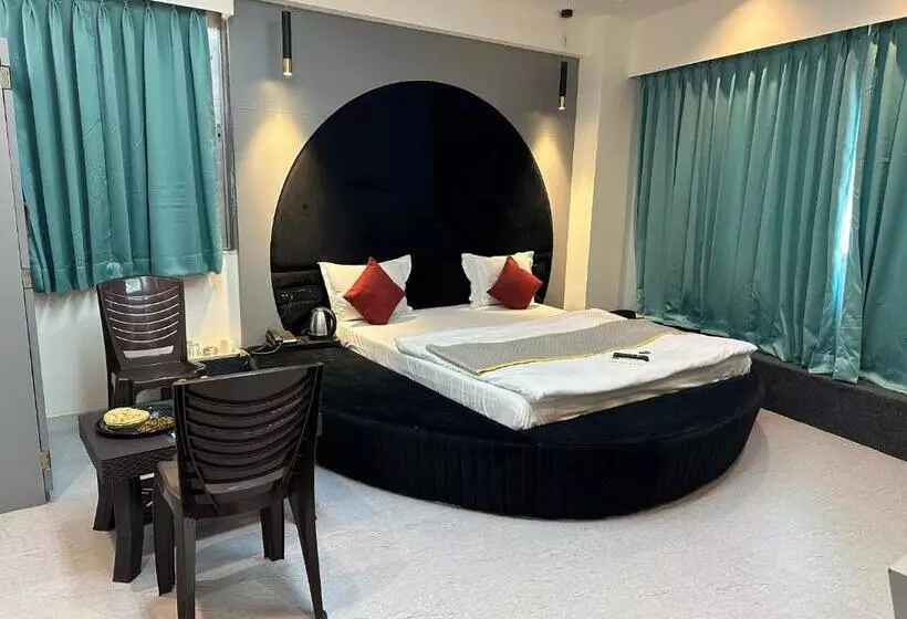 Hotelli Sky Palace