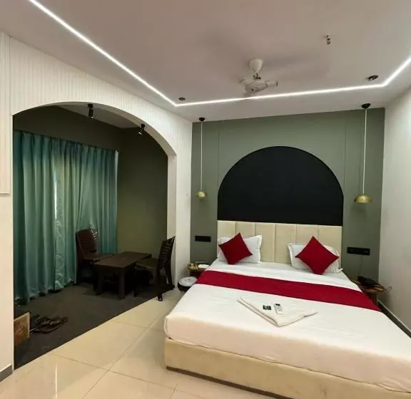 Hotelli Sky Palace