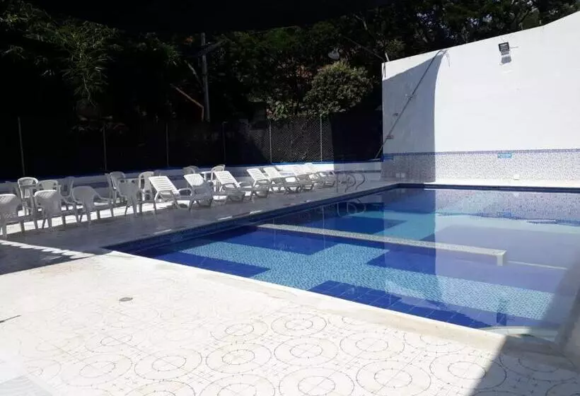 ホテル Villa Tania